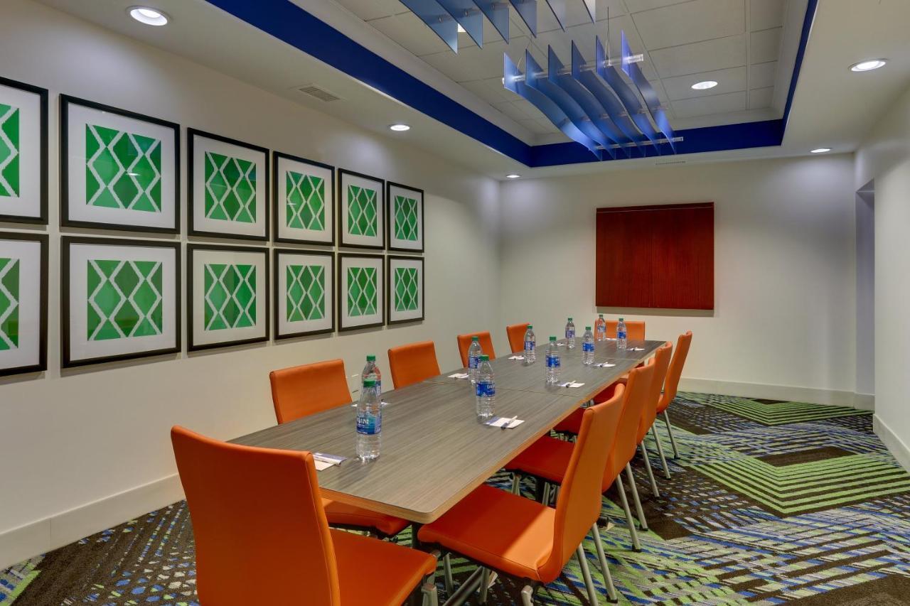 Holiday Inn Express Hotel & Suites Dayton-Centerville By Ihg Exteriör bild
